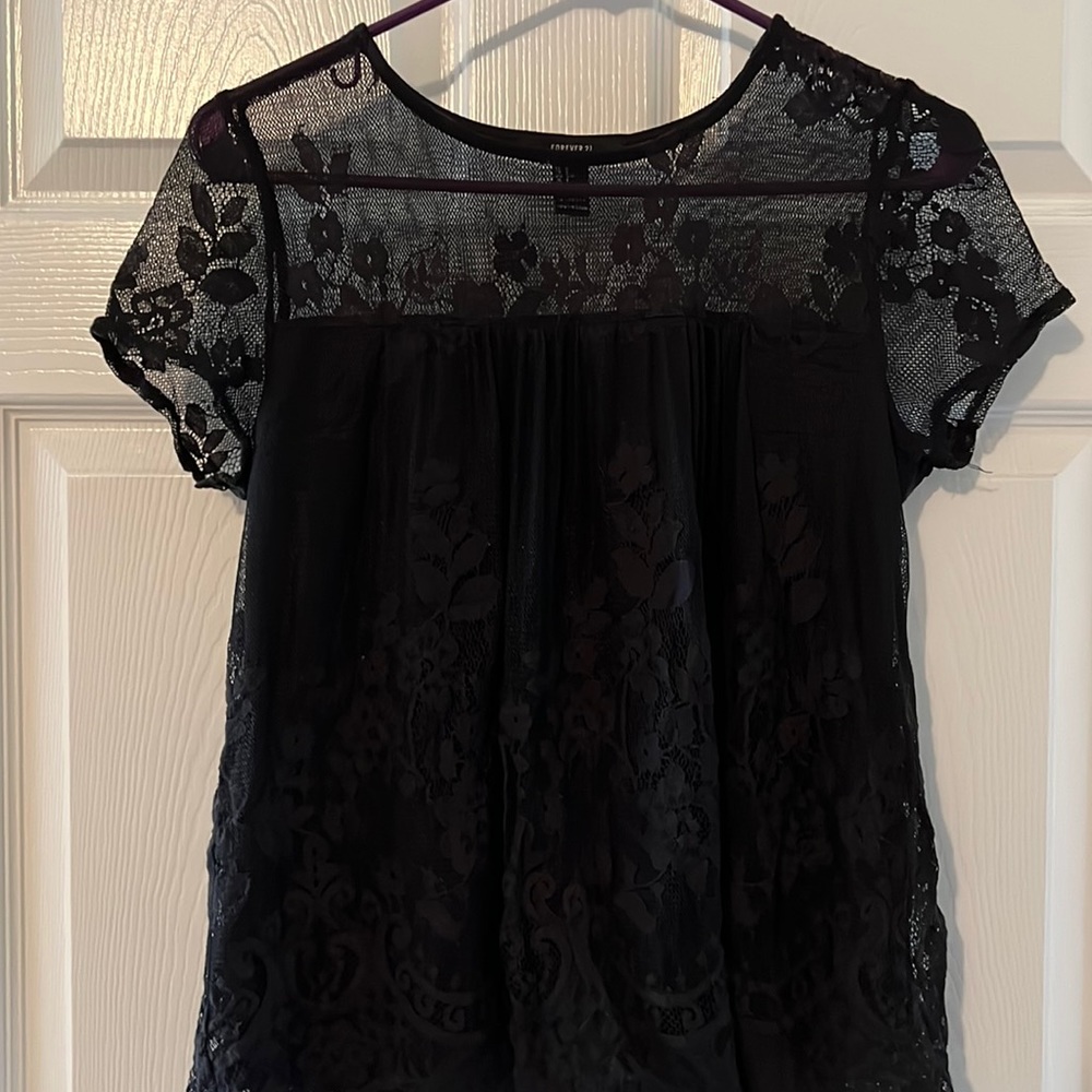 Forever 21 black lace baby doll top size S